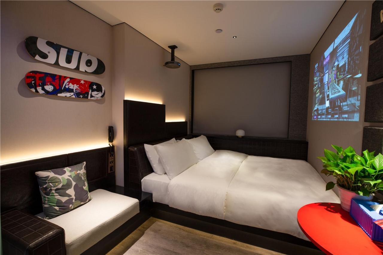 Fenk Attitude Hotel Guangzhou Railway Station מראה חיצוני תמונה