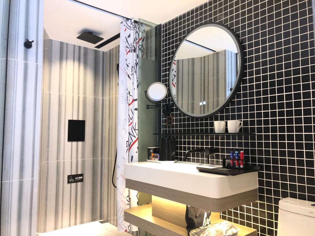 Fenk Attitude Hotel Guangzhou Railway Station מראה חיצוני תמונה
