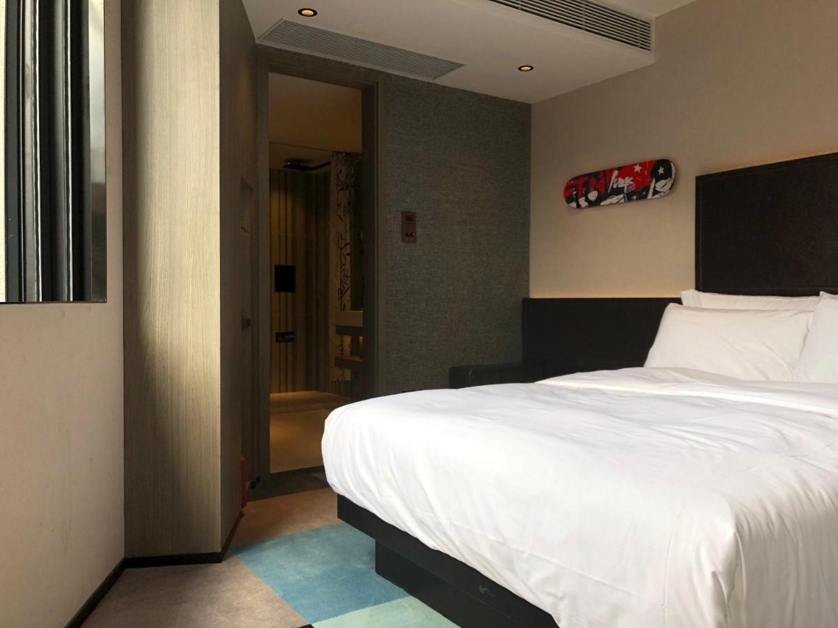 Fenk Attitude Hotel Guangzhou Railway Station מראה חיצוני תמונה