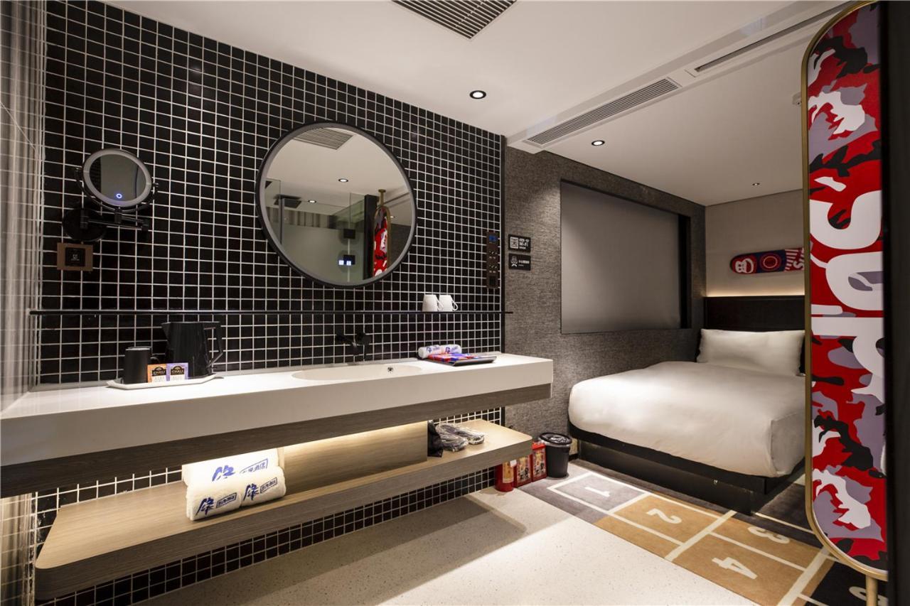 Fenk Attitude Hotel Guangzhou Railway Station מראה חיצוני תמונה